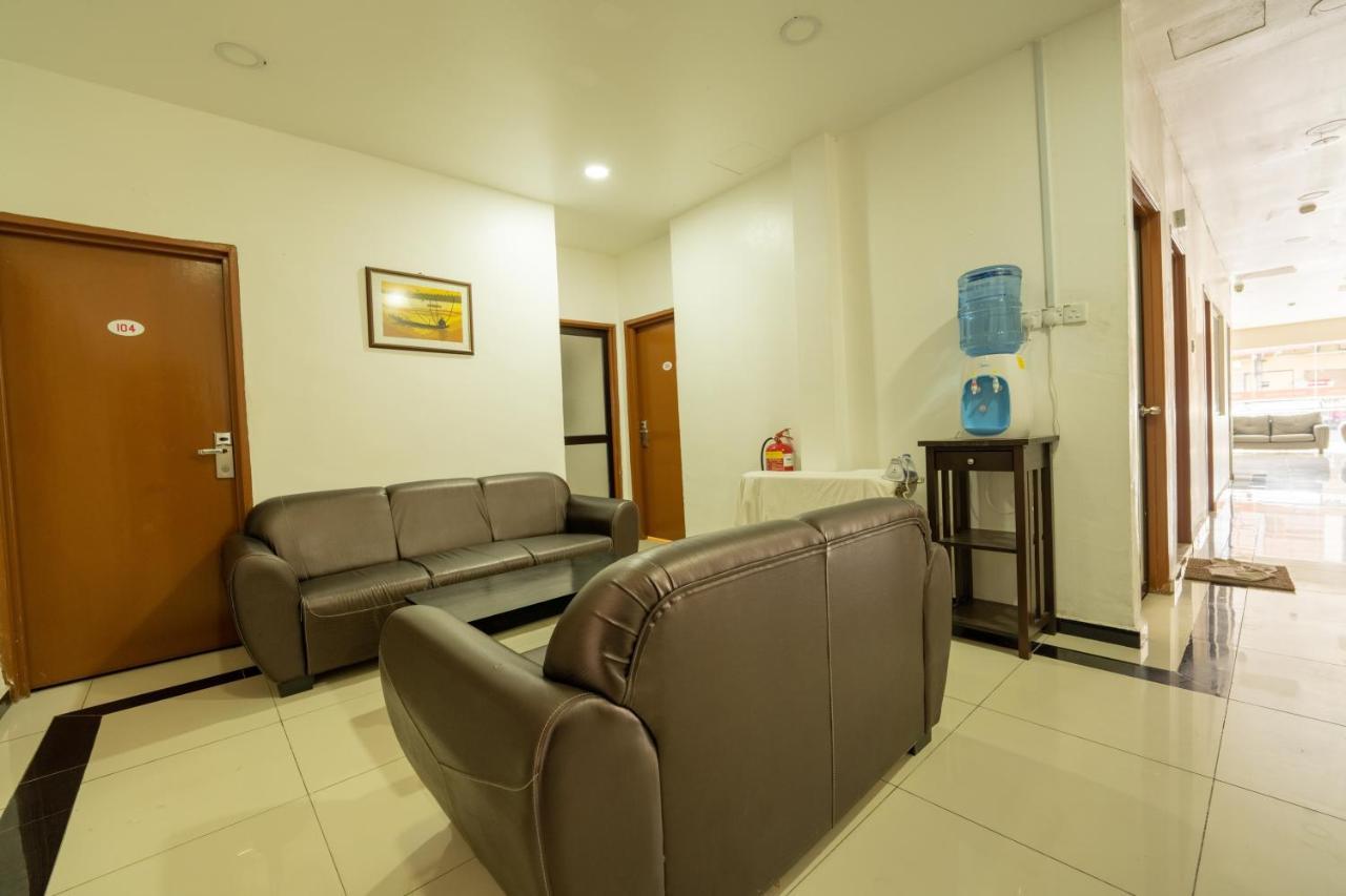 Mary J Hotel Family 10 Pax Room Kota Bharu Exterior foto