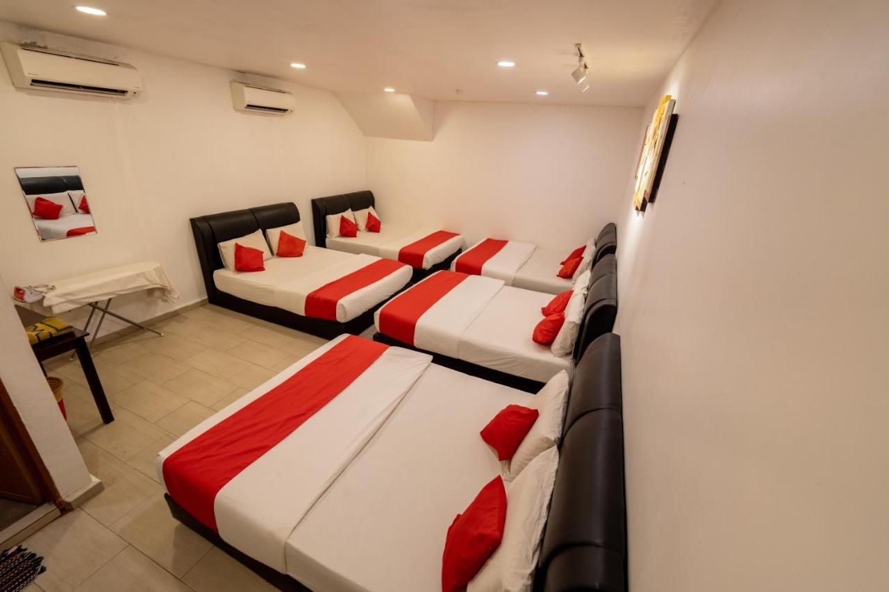 Mary J Hotel Family 10 Pax Room Kota Bharu Exterior foto