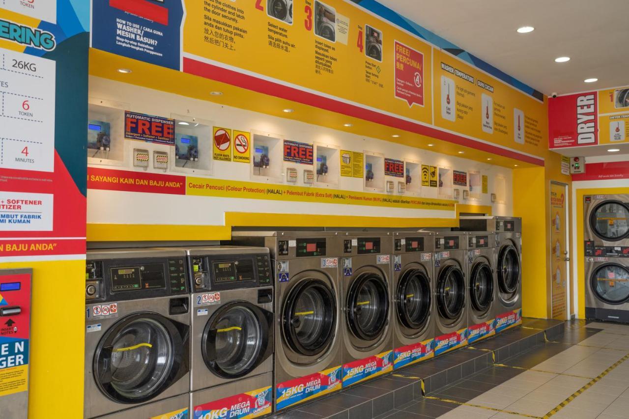 Mary J Hotel Family 10 Pax Room Kota Bharu Exterior foto